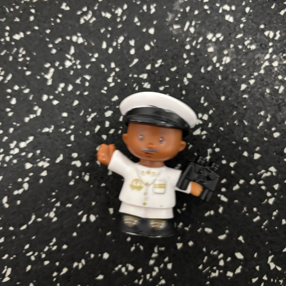 FISHER PRICE LITTLE PEOPLE BOAT CAPTAIN 2017 BEAU